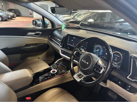 2023 Kia Sportage K4 PHEV MY23 5DR AUTO Finance Available own this car from €124 per week €28,999 thumbnail