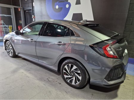 2019 Honda Civic SE VTEC-PETROL-LOW MILEAGE €15,950 thumbnail