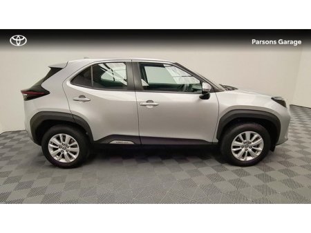 2024 Toyota Yaris Cross  €28,995 thumbnail