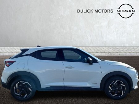 2023 Nissan Juke - thumbnail 3