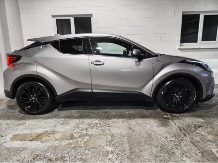 2022 Toyota C-HR 1.8 HYBRID SOL 4DR AUTO €21,995 thumbnail