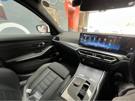 2024 BMW 3 Series - thumbnail 23