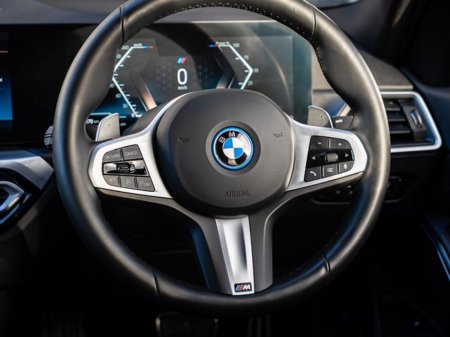 2022 BMW 3 Series - thumbnail 9