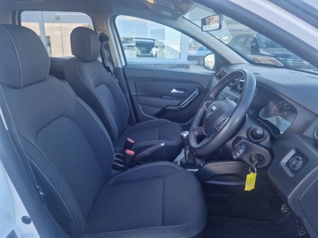 2020 Dacia Duster - thumbnail 18