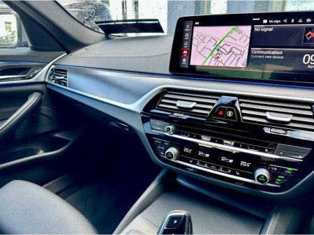 2023 BMW 5 Series - thumbnail 21