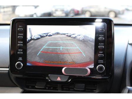 2022 Toyota Yaris Cross 1.5 Hybrid CVT Luna €23,950 thumbnail