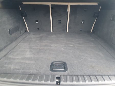 2023 BMW iX xDrive50 M Sport €69,995 thumbnail