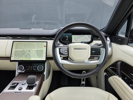 2023 Land Rover Range Rover - thumbnail 10