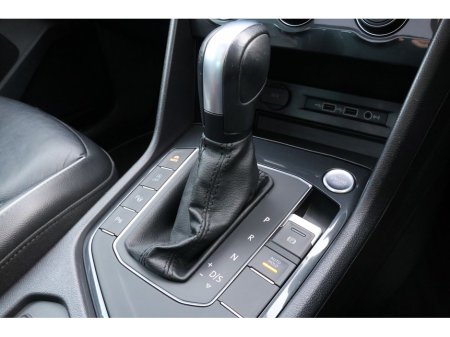 2020 Volkswagen Tiguan - thumbnail 13