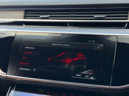 2024 Audi A8 - thumbnail 16