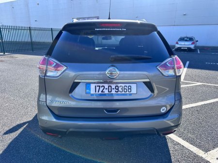 2017 Nissan X-Trail - thumbnail 4
