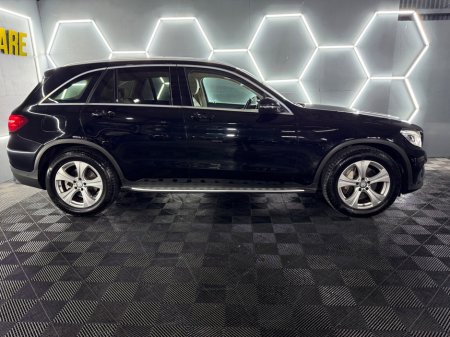 2016 Mercedes-Benz GLC Class 220 D 4Matic Auto €24,950 thumbnail