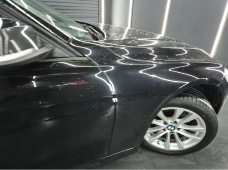 2018 BMW 3 Series - thumbnail 2