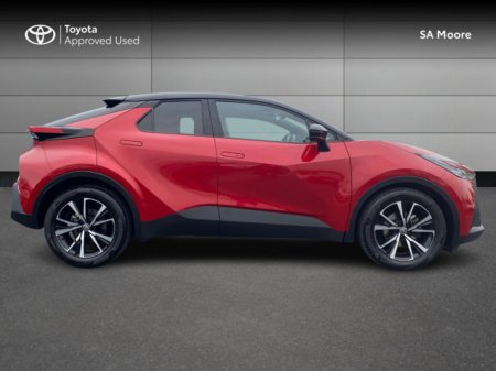 2025 Toyota C-HR HYBRID SPORT+ PANORAMIC ROOF €40,995