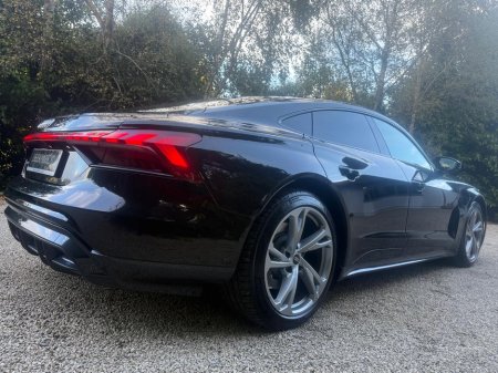 2022 Audi e-tron GT quattro GT QUATTRO 530 PS 93KWH *Bang and Olufsen* €49,950