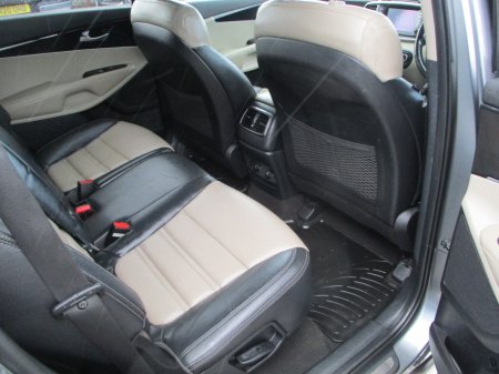 2017 Kia Sorento - thumbnail 14