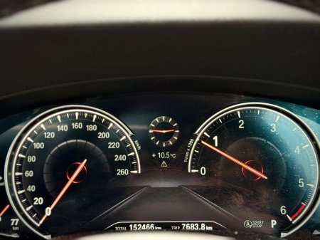 2017 BMW 5 Series - thumbnail 32