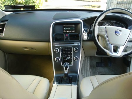 2015 Volvo XC60 D4 FWD SE GT 5DR AUTO * FSH * NCT 05/27 €17,495 thumbnail