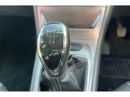 2016 Vauxhall Astra - thumbnail 13