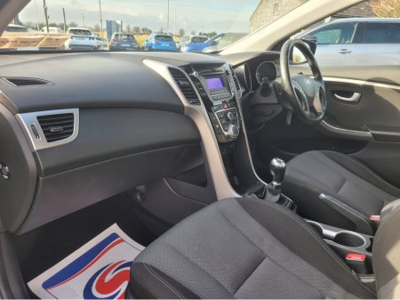 2015 Hyundai i30 SE BLUE DRIVE 5DR €8,950