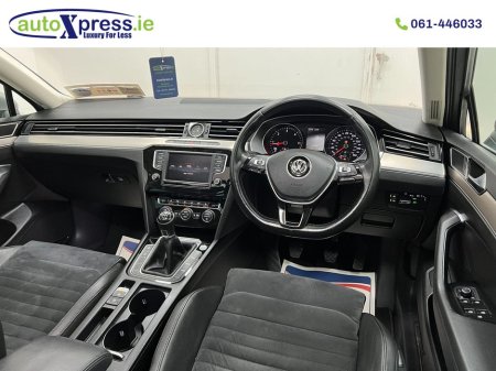 2016 Volkswagen Passat 2.0 TDI BLUMOTION, Panoramic Sunroof thumbnail