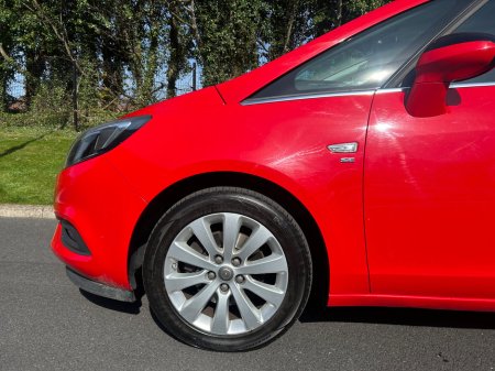 2017 Opel Zafira - thumbnail 7