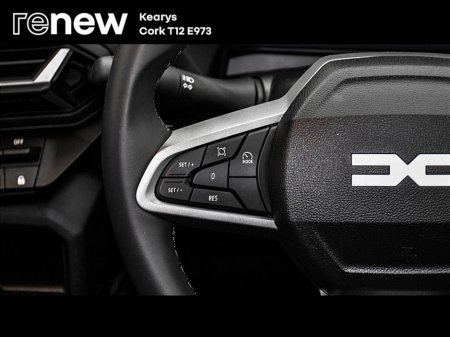 2025 Dacia Duster Expression TCe130 4x2 €28,490 thumbnail