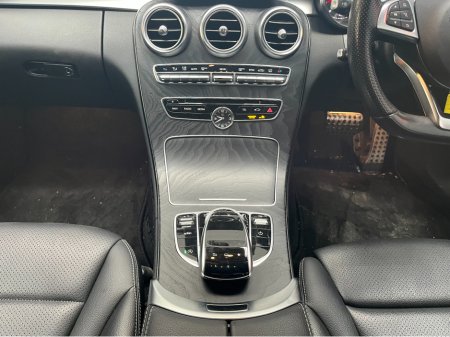 2016 Mercedes-Benz C Class - thumbnail 18