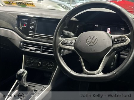 2024 Volkswagen Polo LIFE 1.0 TSI €20,995 thumbnail