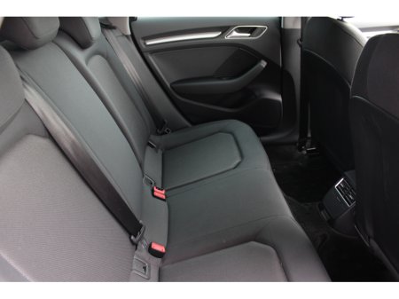 2019 Audi A3 - thumbnail 18