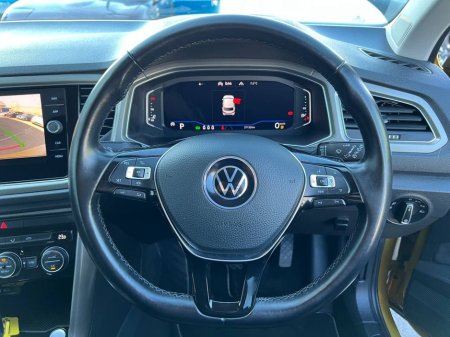 2021 Volkswagen T-Roc - thumbnail 4