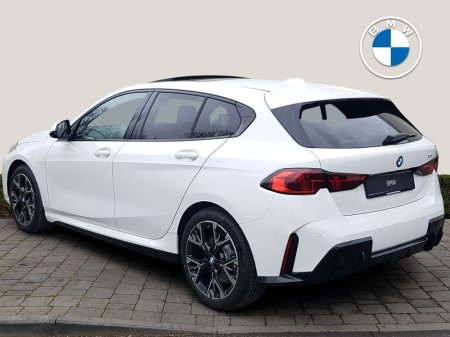 2026 BMW 1 Series - photo 2