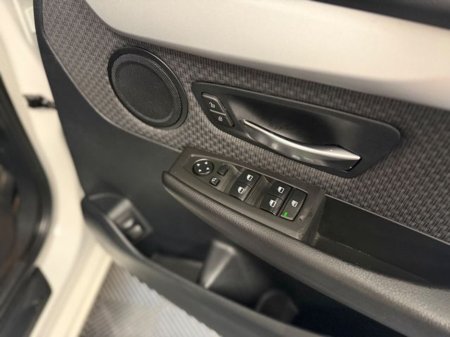 2016 BMW 2 Series - thumbnail 15