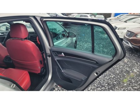 2016 Volkswagen Golf - thumbnail 9