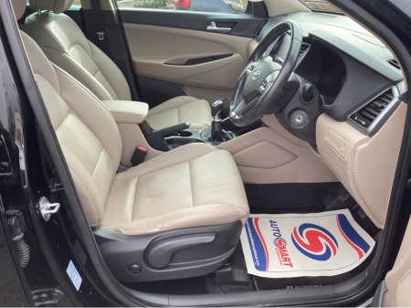 2017 Hyundai Tucson - thumbnail 9