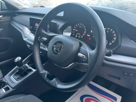 2023 Skoda Octavia - thumbnail 14