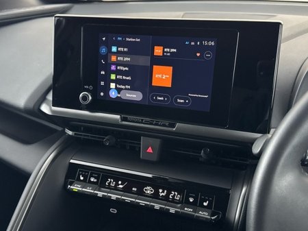 2024 Toyota C-HR Hybrid Sport €34,950 thumbnail