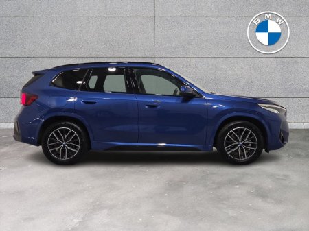 2025 BMW iX1 - thumbnail 25