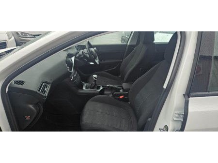 2016 Peugeot 308 - thumbnail 26