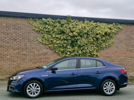 2017 Renault Megane - thumbnail 5