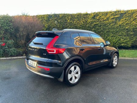 2020 Volvo XC40 D3 MOMENTUM 5DR €27,750 thumbnail