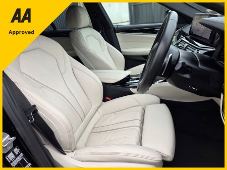 2022 BMW 5 Series - thumbnail 12