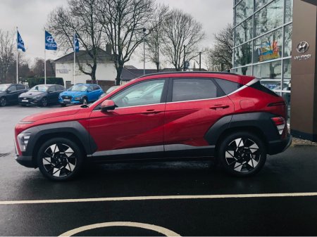 2023 Hyundai Kona Elegance 1.6 Hybrid Automatic €30,950 thumbnail