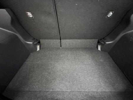 2021 Toyota Yaris - thumbnail 8