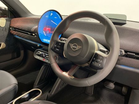 2025 MINI Hatch Cooper E €31,950 thumbnail