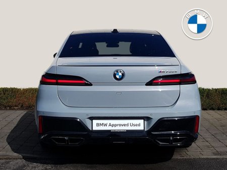 2025 BMW 7 Series - thumbnail 13