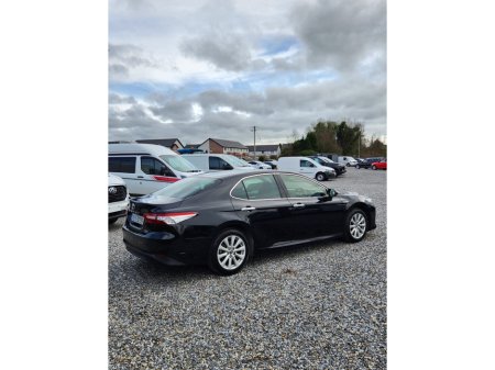 2019 Toyota Camry 2.5 Camry Hybrid €21,950 thumbnail