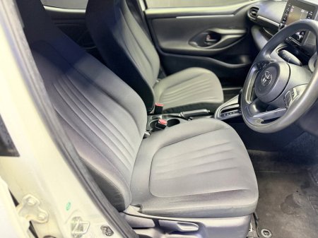 2020 Toyota Yaris 1.0 VVT-i 3Dr Terra €15,900 thumbnail