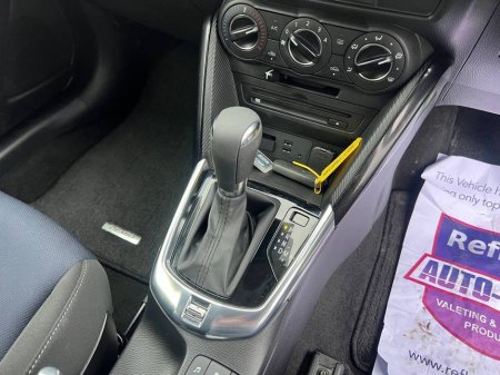 2016 Mazda Demio 1.3 SKYACTIV // SERVICE HISTORY // REVERSE CAMERA // AIR CONDITIONING €10,900 thumbnail