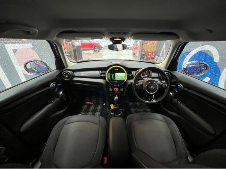 2018 MINI Cooper D €16950! 2018 MINI COOPER D 1.5 AUTOMATIC / REVERSE CAMERA / AMBIENT LIGHTS AND MORE €16,950 thumbnail